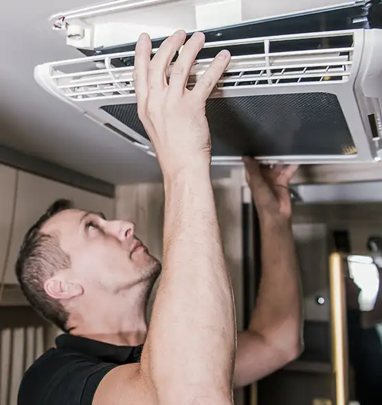  Professional Licensed And Insured Cleaners in Centerville, UT